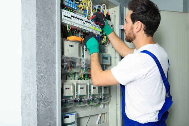 Best Industrial Electrical Services  in Fannett, TX